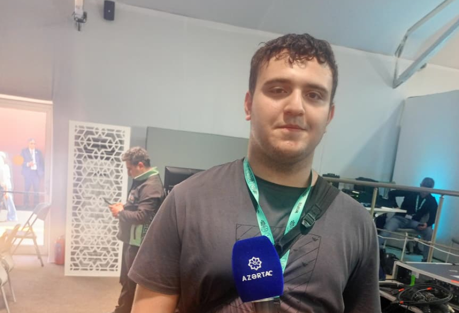 Bakı sakini: Əminəm ki, gələcəkdə ölkəmiz təbii qazla yanaşı, dünya bazarına alternativ enerji də ixrac edəcək