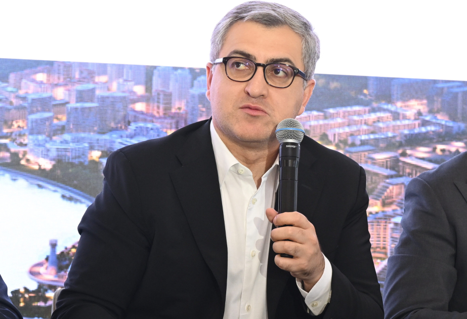 Yusif Abdullayev: On beş ildə Azərbaycanda 21 min kilometrdən çox yol tikilib və bərpa edilib