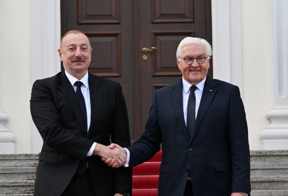 Bundespräsident Frank-Walter Steinmeier gratuliert Präsident Ilham Aliyev zum Tag der Unabhängigkeit am 28. Mai