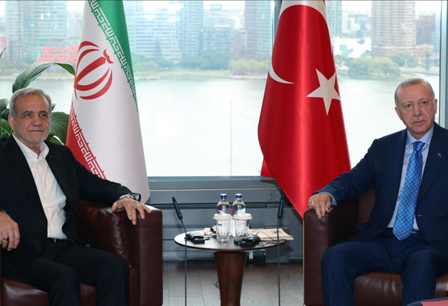 Türkiyə və İran prezidentləri arasında telefon danışığı olub