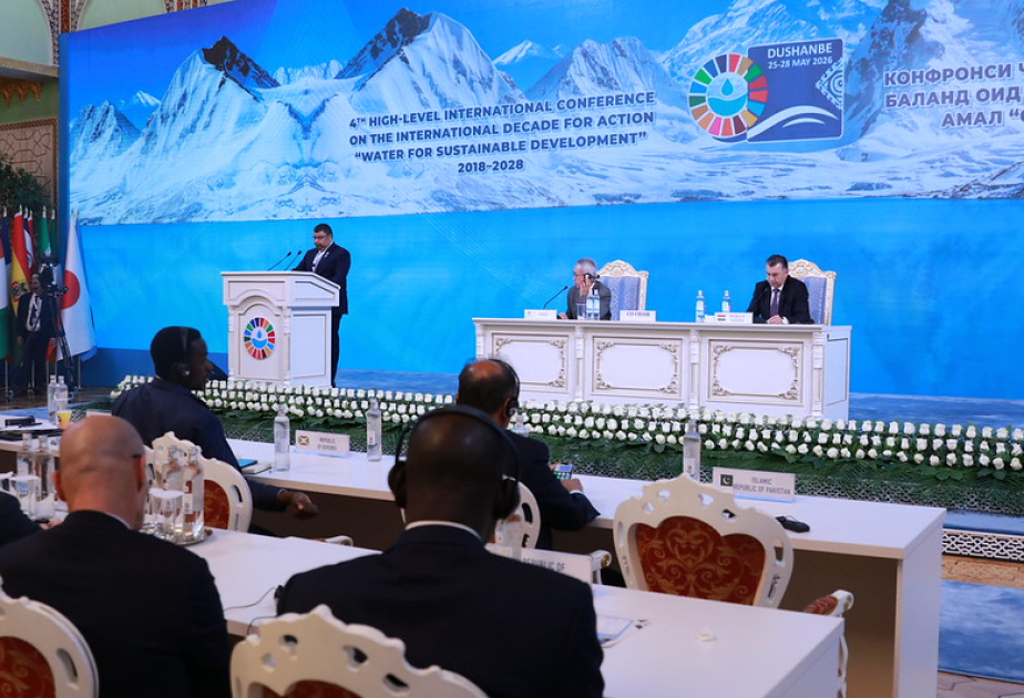 Düşənbədə su gündəliyinin əsas məsələlərinə həsr olunmuş tematik sessiyalar