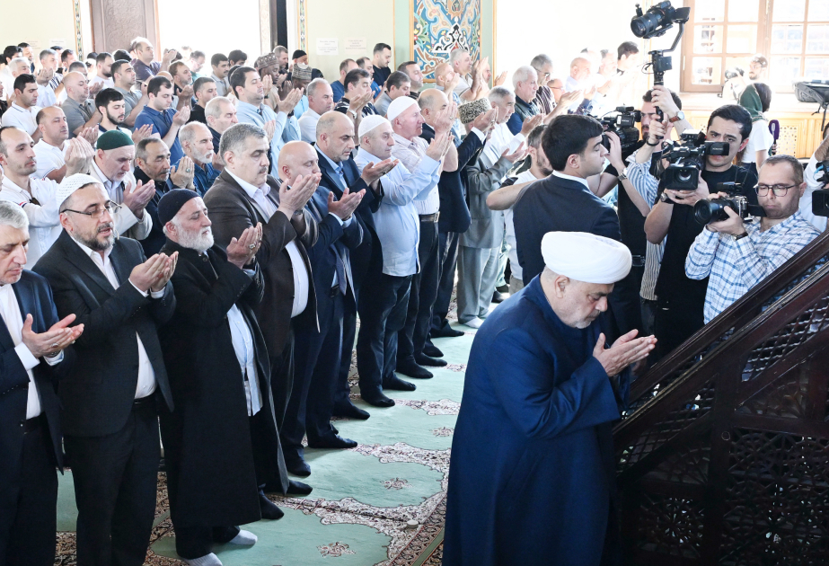La prière de l'Aïd el-Adha célébrée aux mosquées de Bakou