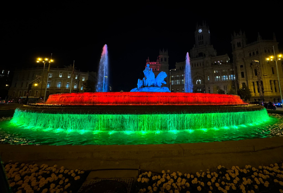 Madrid’s iconic Cibeles Fountain illuminated in colors of Azerbaijani flag