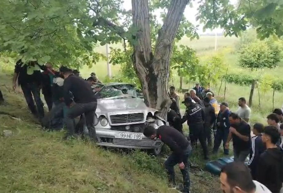 Oğuzda baş verən qəzada 2 nəfər xəsarət alıb