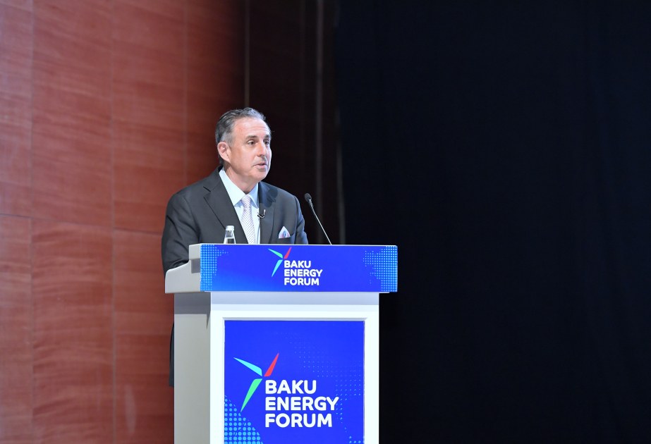 John Defterios: “Hoy la sostenibilidad energética es más compleja e importante”
