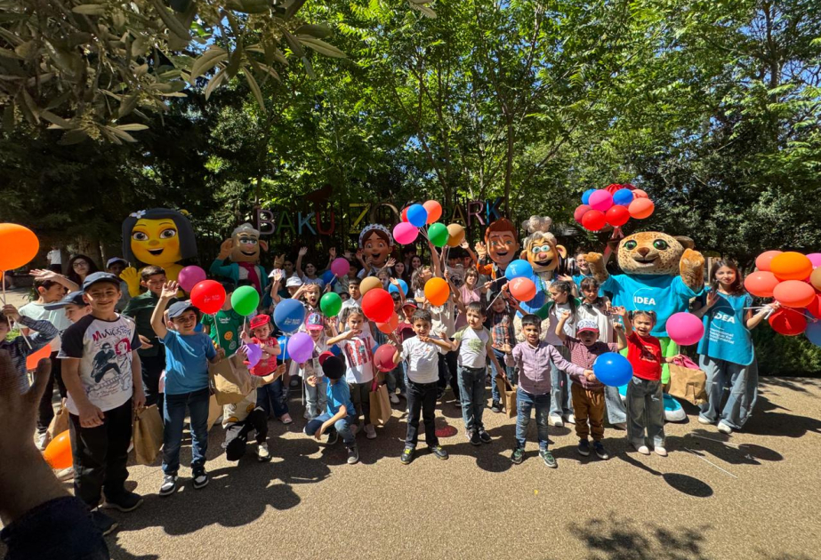 Feier zum Internationalen Kindertag im Zoo von Baku