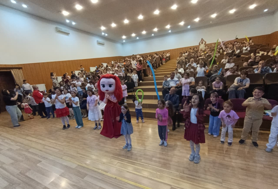 Oğuzda əlamətdar gün silsilə tədbirlərlə qeyd olunub
