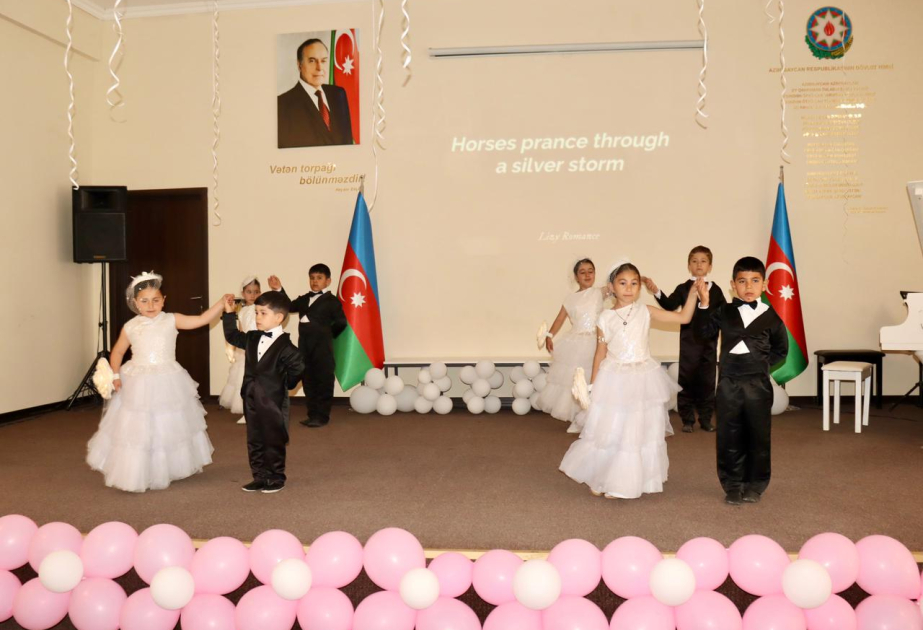 Xoşbəxt uşaqlar işıqlı gələcək deməkdir