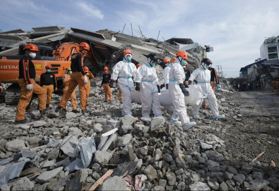 Death toll rises to 17 in under-construction building collapse in N. Philippines