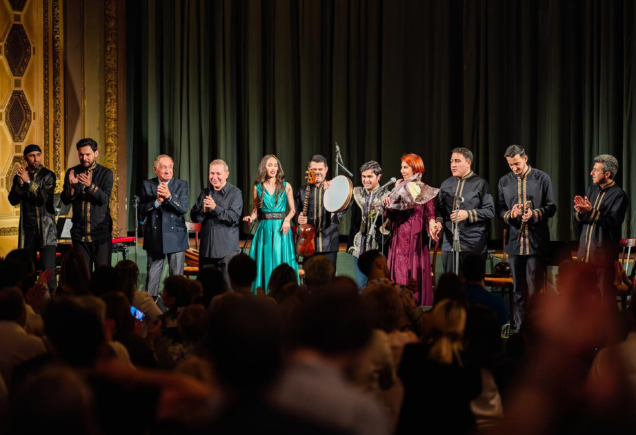 Azerbaijani music performed at Lucerna Palace