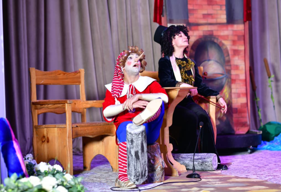Akademik Musiqili Teatrın "Buratino" tamaşası Sumqayıtda