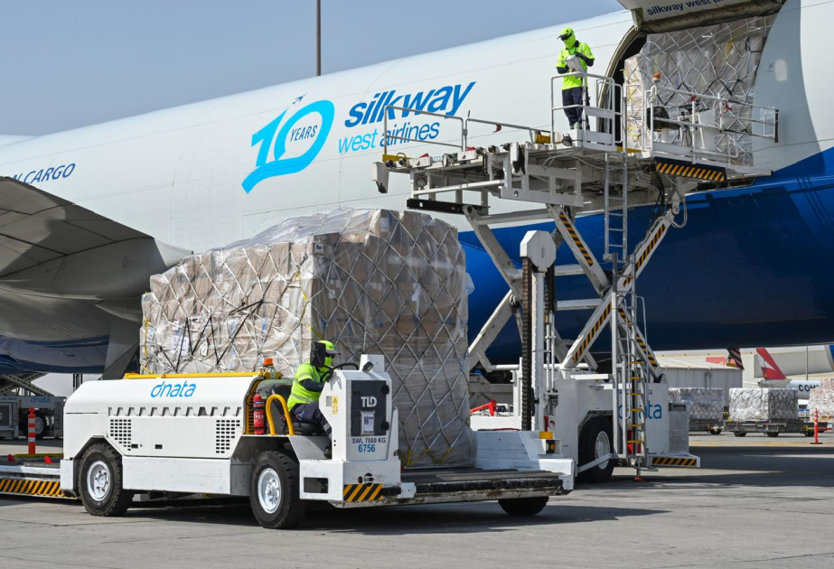 ®  Silk Way West Airlines expands its cooperation with dnata in Singapore