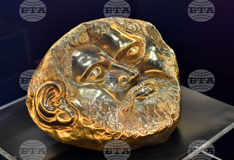 Exhibition in Kazanlak to show original golden mask from Svetitsa Thracian mound