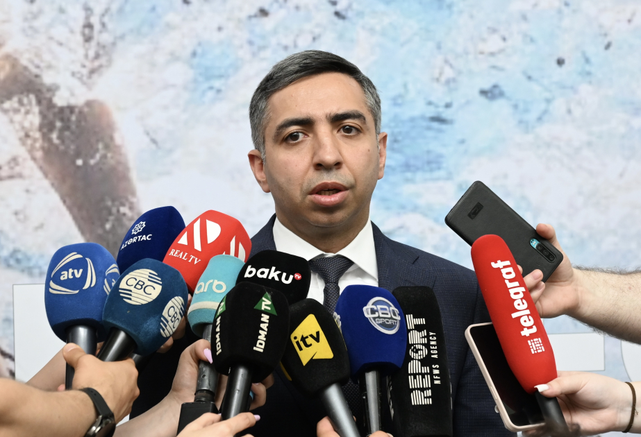 Nazir müavini: Üzgüçülük insanların sağlam həyata addım atması üçün önəmlidir