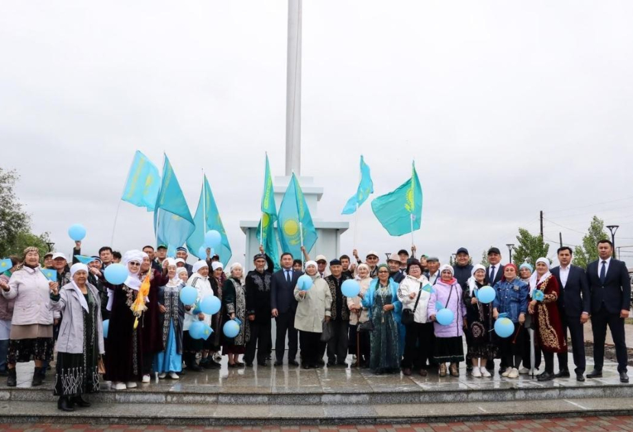 В Казахстане открыли аллею Независимости с 35-метровым флагштоком