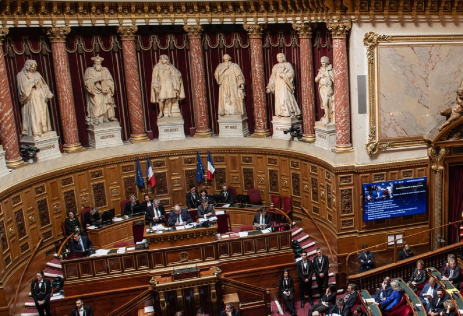 Fransa Senatı ordu üçün nəzərdə tutulan əlavə 36 milyard avroluq büdcəni ləğv edib