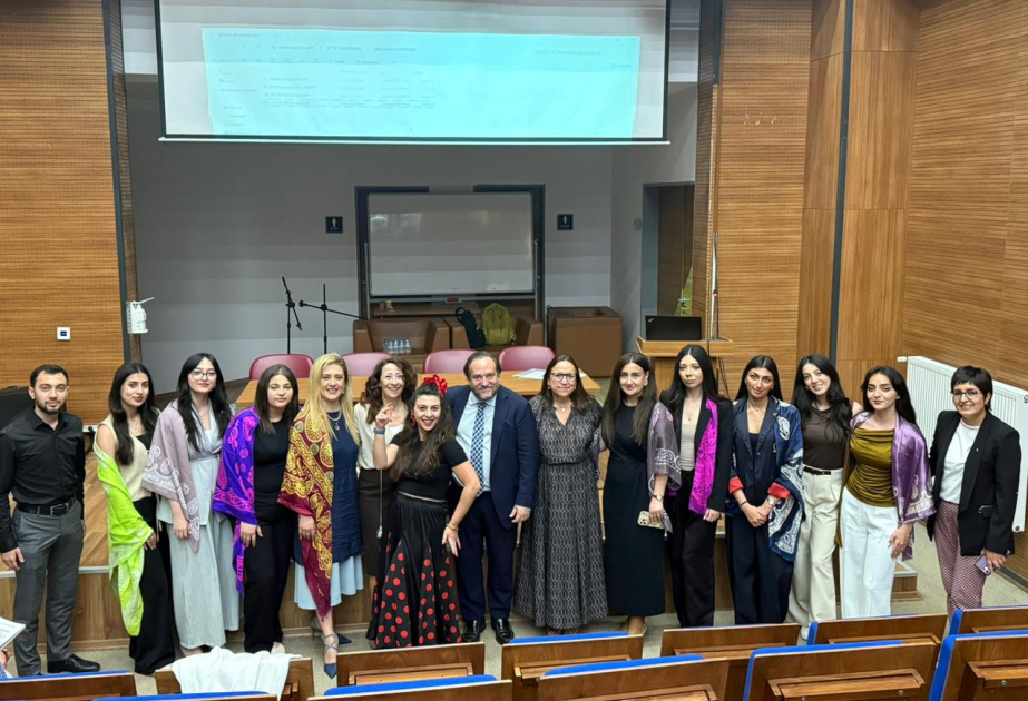 La Universidad de Lenguas de Azerbaiyán y la Universidad de Mármara organizan el evento «El español como lengua académica»