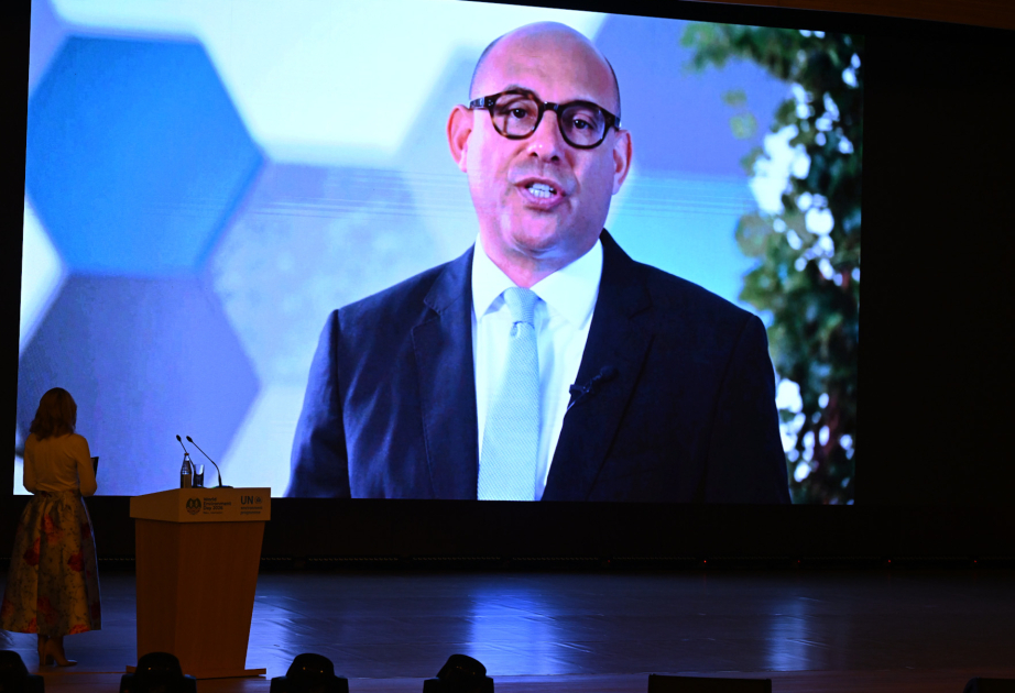 Simon Steele : Les pays doivent travailler ensemble pour transformer leurs engagements en projets concrets