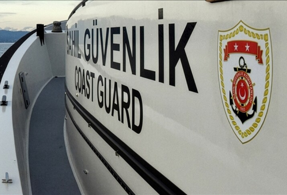 Qara dənizdə Türkiyə bayrağı altında üzən balıqçı gəmisinə hücum olub: 1 ölü, 4 yaralı