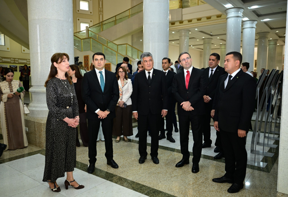 Türkmənistanda “Azərbaycan milli irsinin inciləri” adlı sərginin açılışı olub