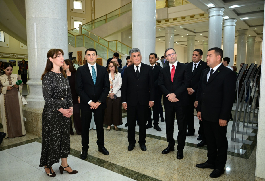 "Pearls of Azerbaijan's National Heritage" exhibition opens in Turkmenistan