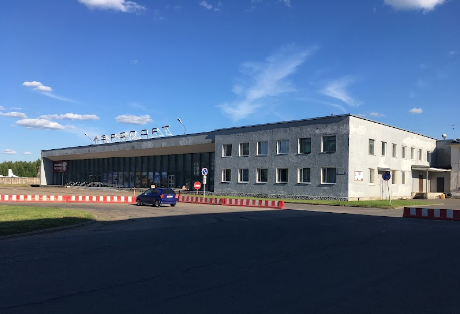 Pskov hava limanında uçuşlar dayandırılıb
