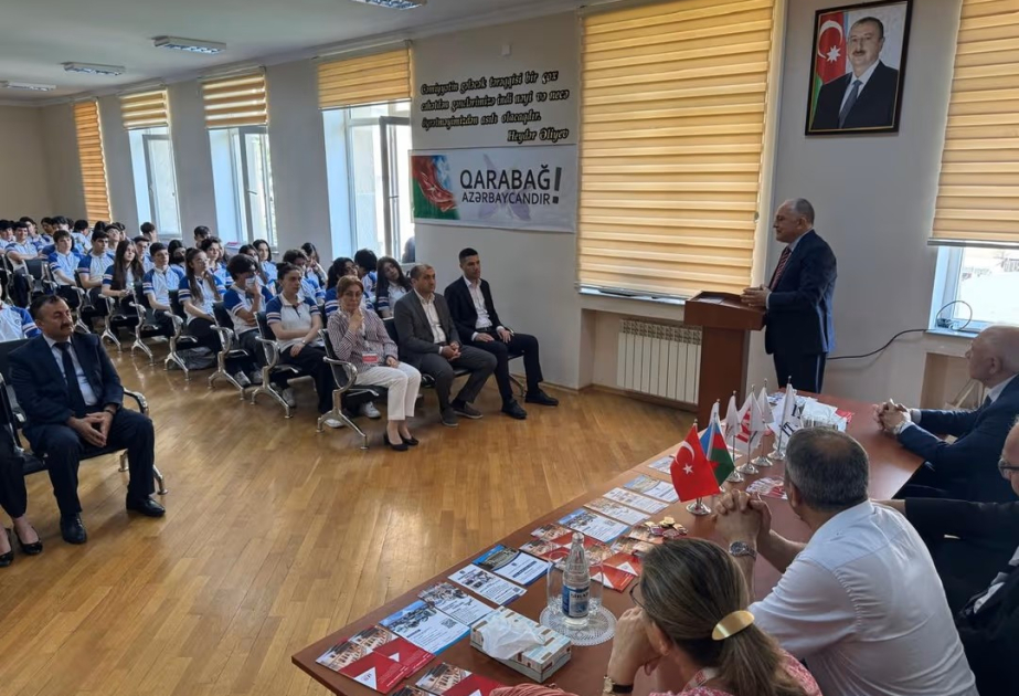 AzTU və TAU-dan abituriyentlərə xüsusi təqdimat - rektorla görüş