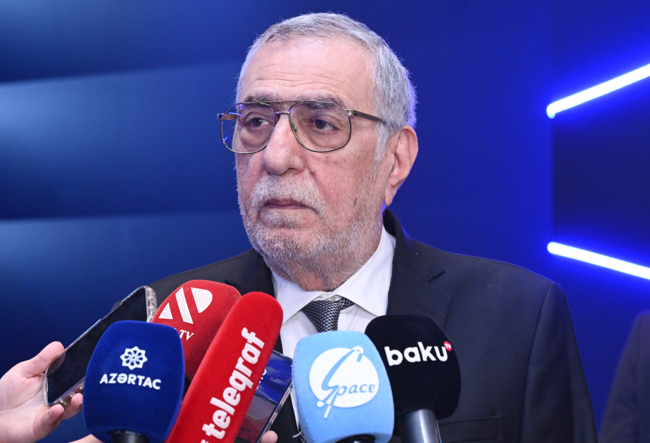 نائب رئيس اللجنة الأولمبية يعلن تشجيعه لمنتخبي هولندا والبرتغال