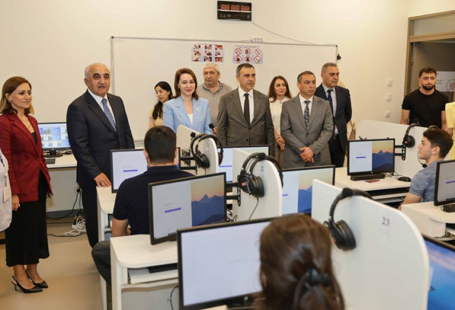 Azərbaycan ali təhsilində ilk: UNEC-də APTIS əsaslı ingilis dili imtahanları təşkil olunub