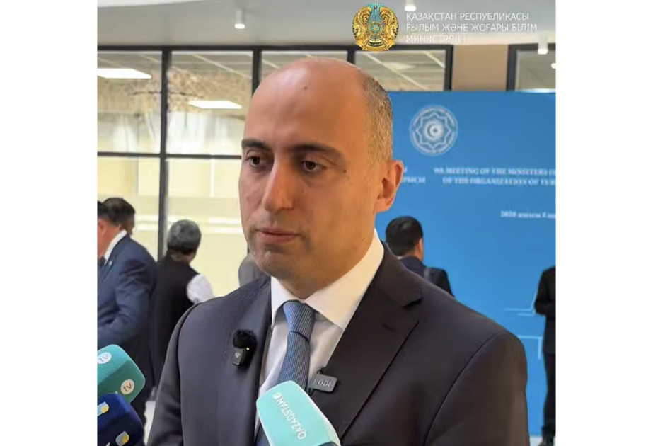 Эмин Амруллаев высоко оценил сотрудничество Азербайджана и Казахстана в сфере образования
