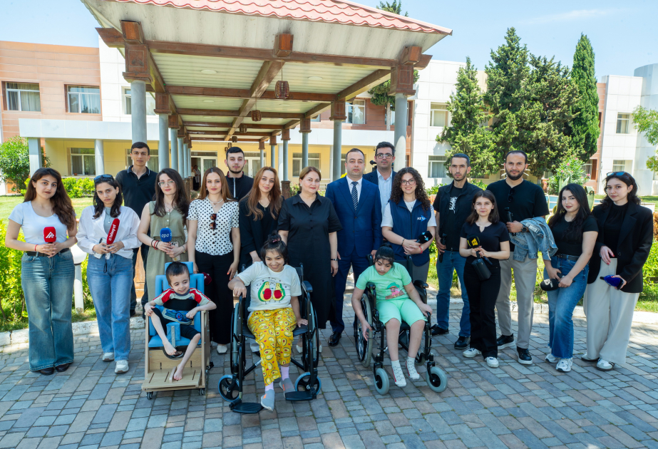 Əlilliyi olan uşaqlar üçün sosial xidmət müəssisəsinə mediatur təşkil edilib