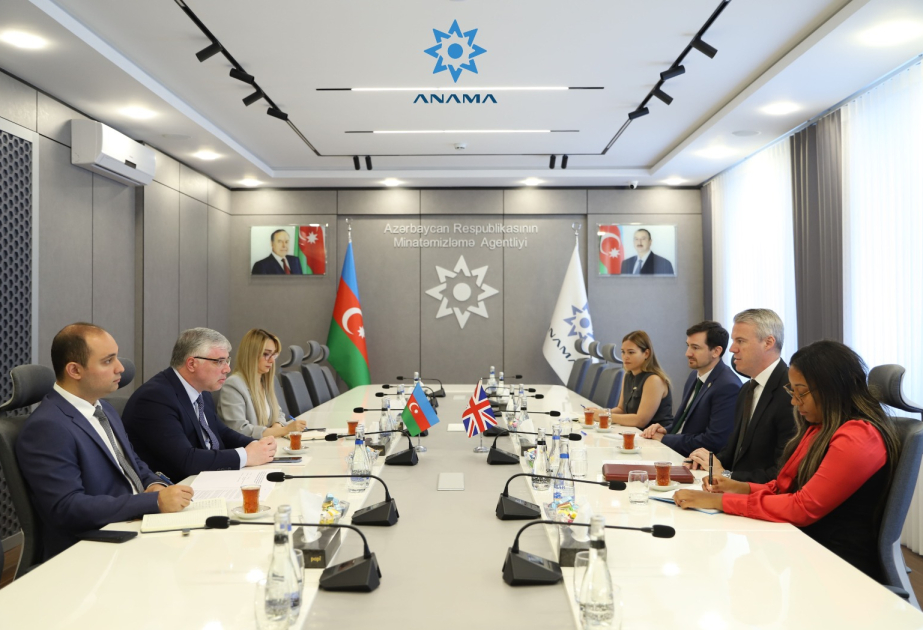 L'Azerbaïdjan et la Grande-Bretagne échangent sur les projets futurs en matière de déminage
