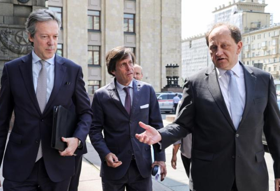 Moscou : Mikhaïl Galouzine rencontre les ambassadeurs de Grande-Bretagne, de France et d'Allemagne