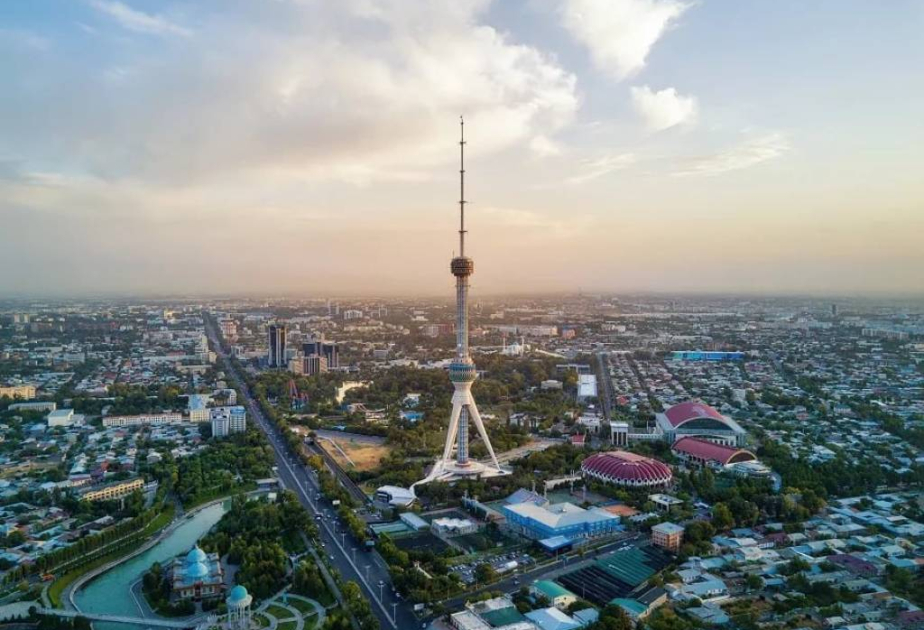 Which industries have the highest employment of Tashkent residents?