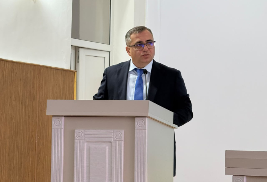 Zaur Əliyev: Məhsuldarlığın maksimum dərəcədə artırılması aqrar sahənin qarşısında duran əsas vəzifələrdəndir