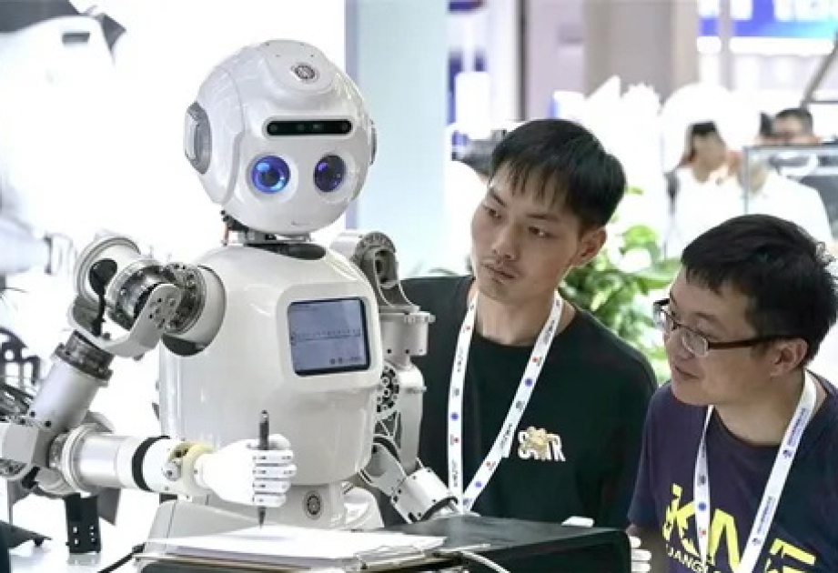 Humanoid robots move onto fast track