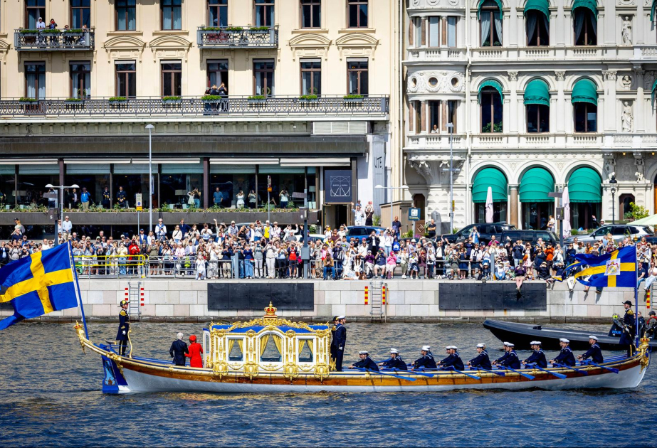 Schwedisches Königspaar feiert Goldene Hochzeit in Stockholm