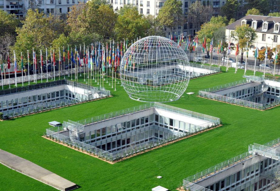 Azərbaycan nümayəndə heyəti UNESCO-nun tədbirlərində iştirak üçün Parisə yollanıb