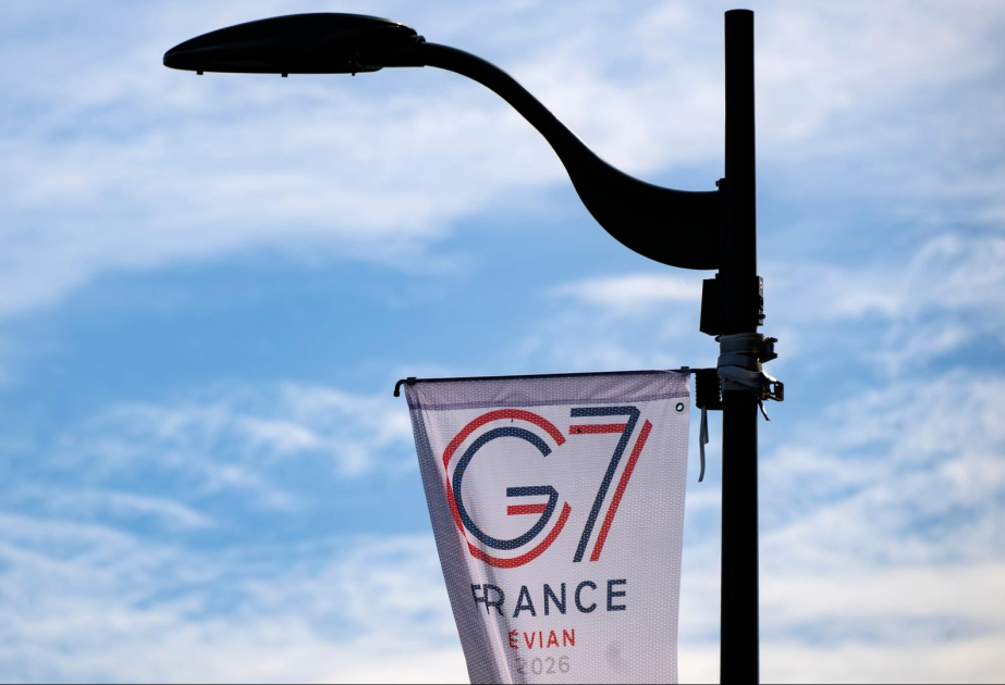Staats- und Regierungschefs führender Industrienationen treffen sich zu G7-Gipfel in Evian