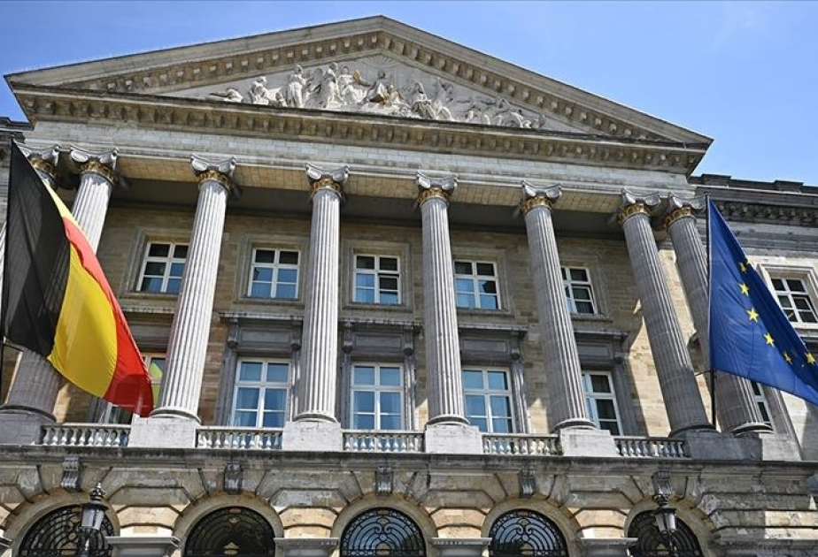 Belçika Hörmüz boğazının tezliklə yenidən açılacağına ümid edir