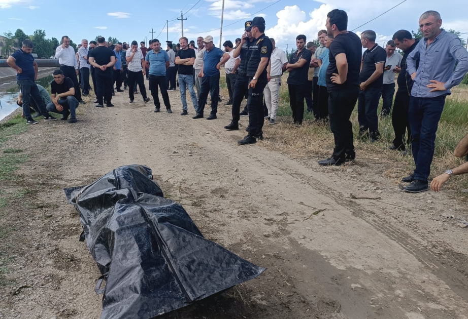Tovuzda su kanalından kişi meyiti tapılıb