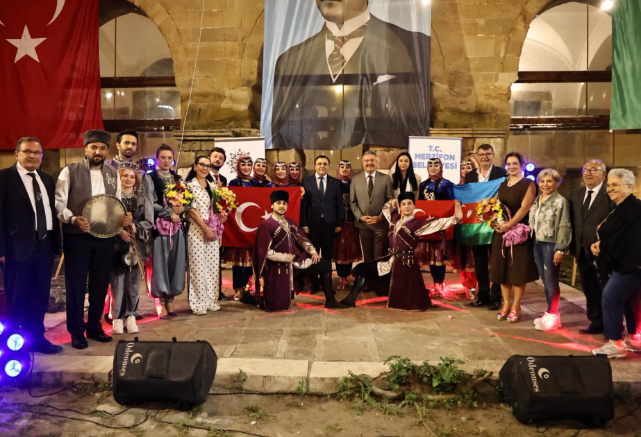 Milli Qurtuluş Günü Türkiyədə möhtəşəm konsert proqramı ilə qeyd olunub