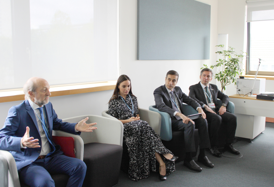 Leyla Aliyeva se reúne con el Secretario Ejecutivo de la Convención Marco de las Naciones Unidas sobre el Cambio Climático