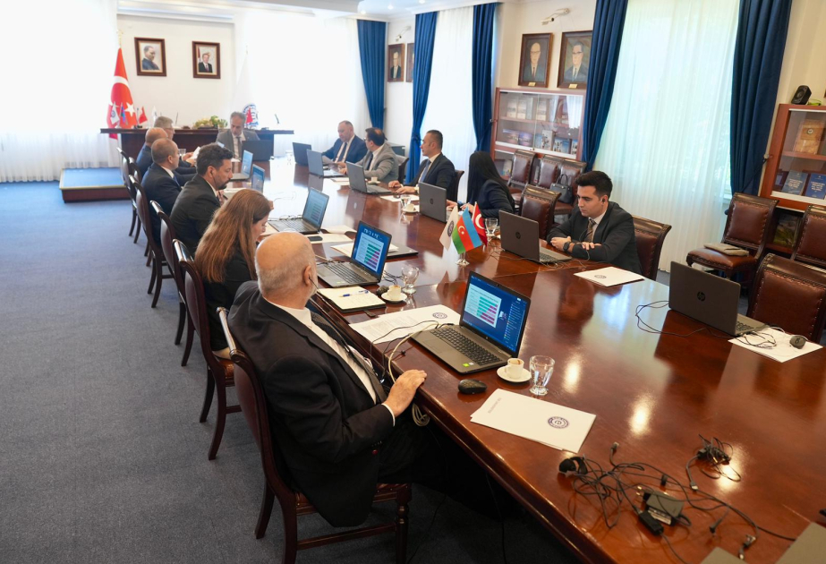 Ege Universitetində ADAU ilə birgə əməkdaşlıq perspektivləri müzakirə olunub