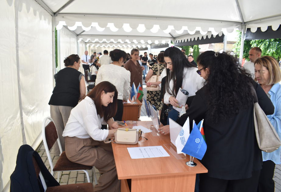 Qaxda keçirilən əmək yarmarkasına 23 müəssisədən 80 vakansiya təqdim edilib