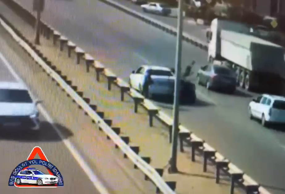 Nasaz avtomobil hüquqsuz motosiklet idarə edən gəncin həyatına son qoyub