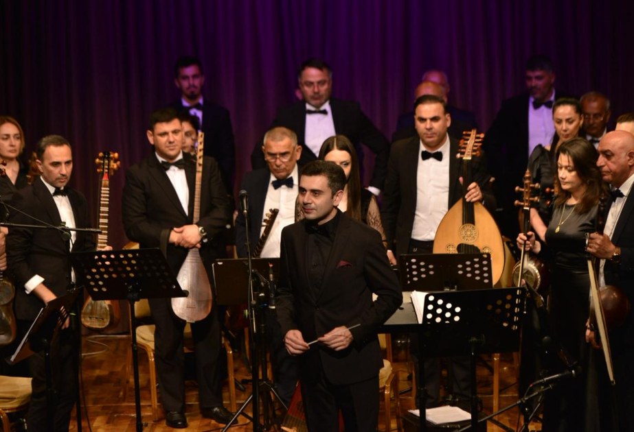 Milli ruhun tərcümanı: 95 yaşlı Xalq Çalğı Alətləri Orkestrindən musiqi ziyafəti