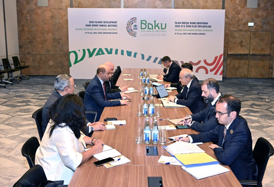 L'Azerbaïdjan et le Fonds de l'OPEP pour le développement international examinent les orientations futures de leur partenariat économique