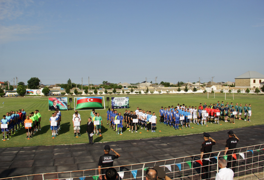 Minifutbol üzrə Siyəzən birinciliyinə start verildi - 17 komanda mübarizə aparır