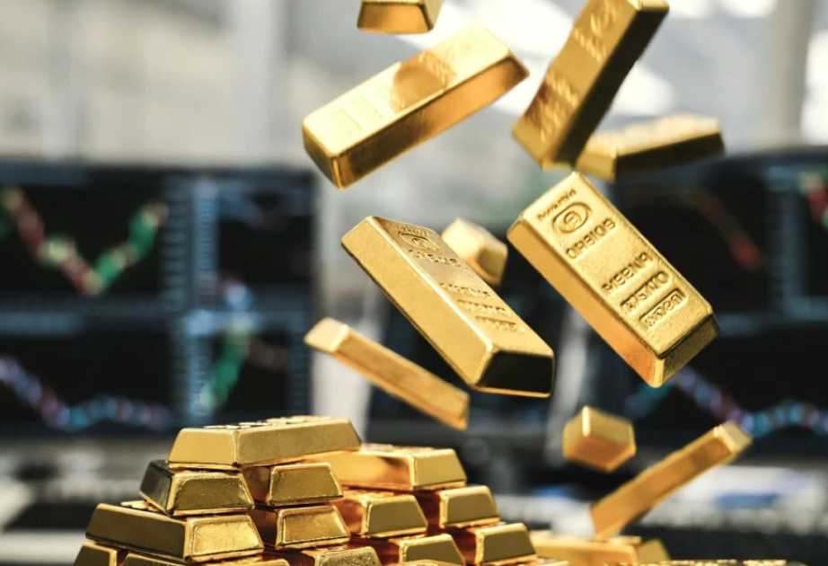 Gold prices fall by $4327 on global market